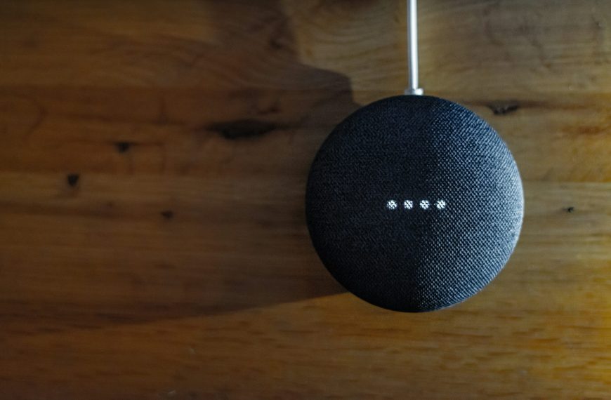 blue ball on a wooden surface